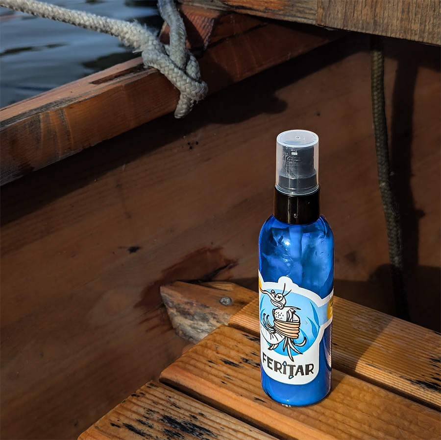 Emulsie naturală Ferițar cu citronella, lavandă și tea tree în sticlă albastră